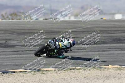 media/Dec-07-2025-CVMA (Sun) [[3e7d2de5dc]]/Race 5-Formula UL-CVMA Hooligans-American Thunder/